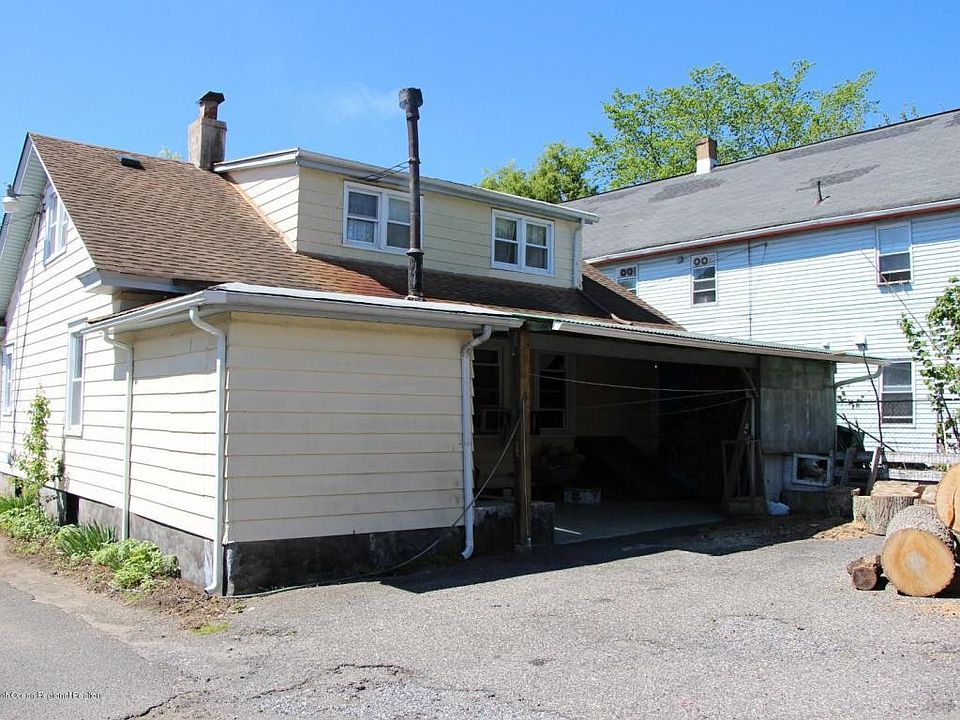 2nd image of 65 Main St