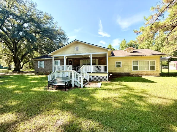 512 Ivenia Brown Rd, Green Pond, SC 29446