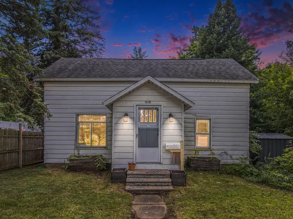 315 W Allegan St, Plainwell, MI 49080