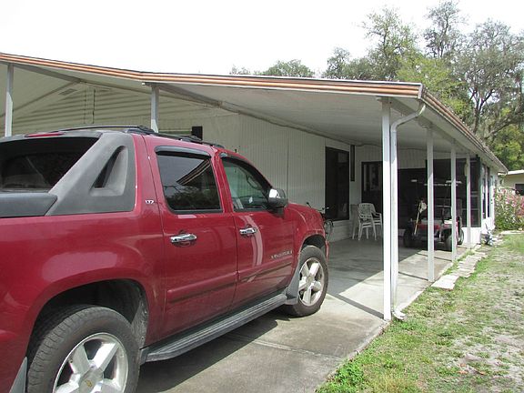 CARPORT