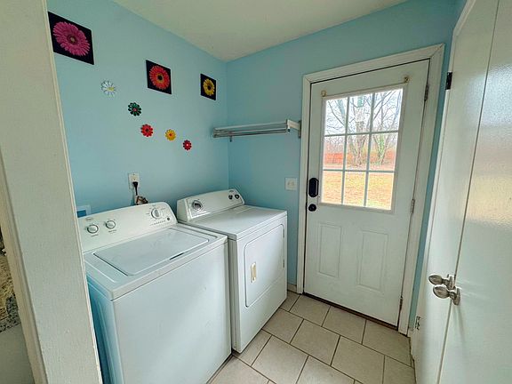 5th image of 2615 Norwood Dr