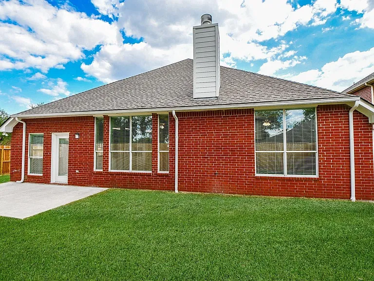 802 Childers Ct — Photo 49