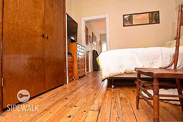 Rented by Sidewalk Realty LLC