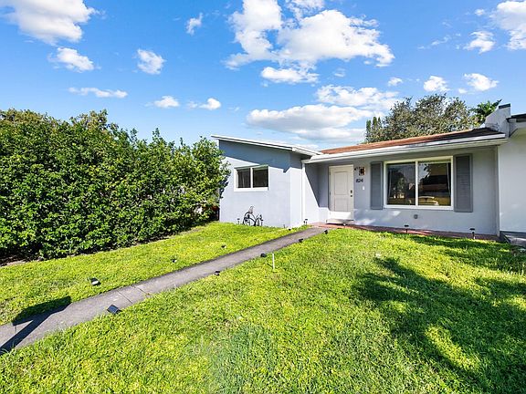 2nd image of 824 N Golf Drive