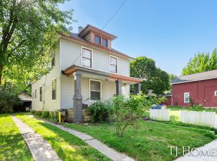 1344 College Ave NE, Grand Rapids, MI 49505