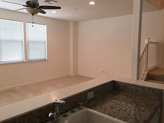 3rd image of 1311 Summer Ln