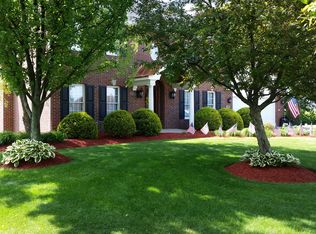 320 Grail Hill Ct, Oakdale, PA 15071