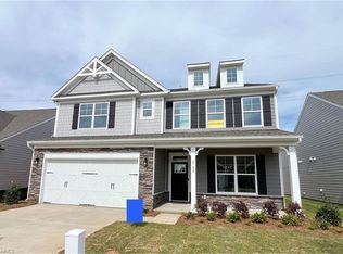 8720 Acadia Pkwy, Sherrills Ford, NC 28673
