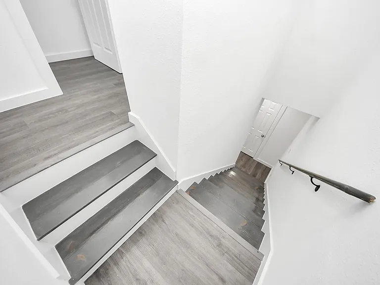 7611 Shotwell #B — Photo 8