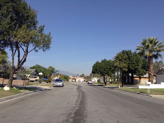 5th image of 9963 Lime Ave
