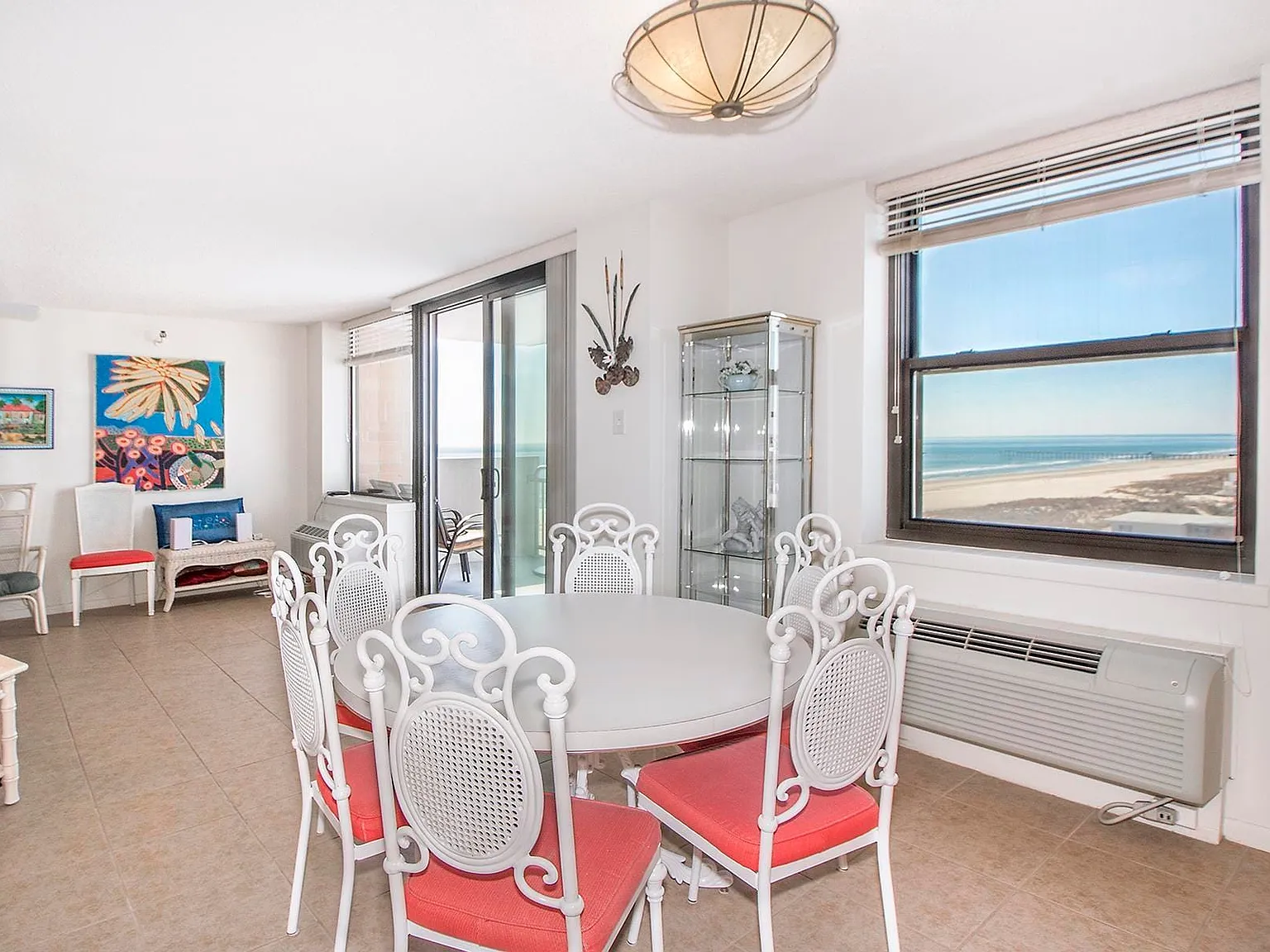 1 bed, 2.0 bath, 1104 sqft, $21,000 — Photo 3