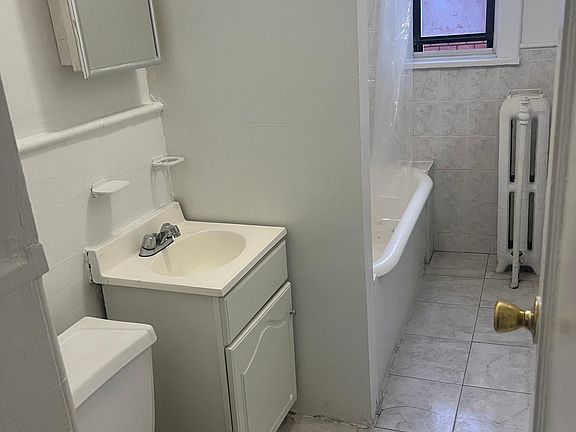 5th image of 2673 John F Kennedy Blvd #30
