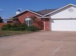 2912 Laurel Cir, Altus, OK 73521