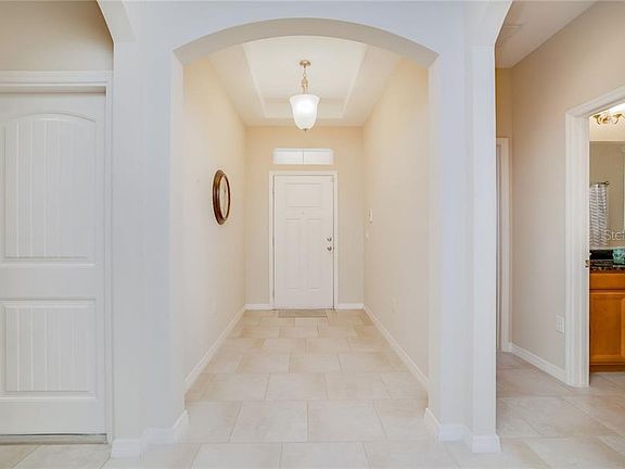 5th image of 1562 Caterpillar St