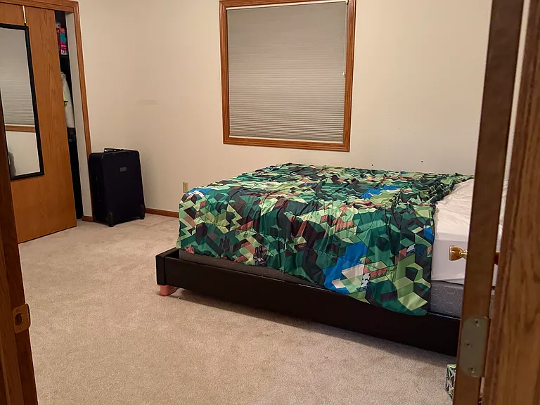 375 Kristin Ct W — Photo 21