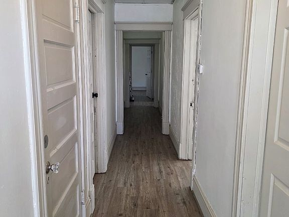 3rd image of 35 Linden Street