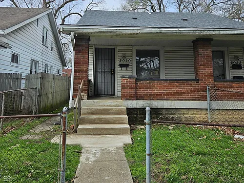 2020 Adams St Photo 1