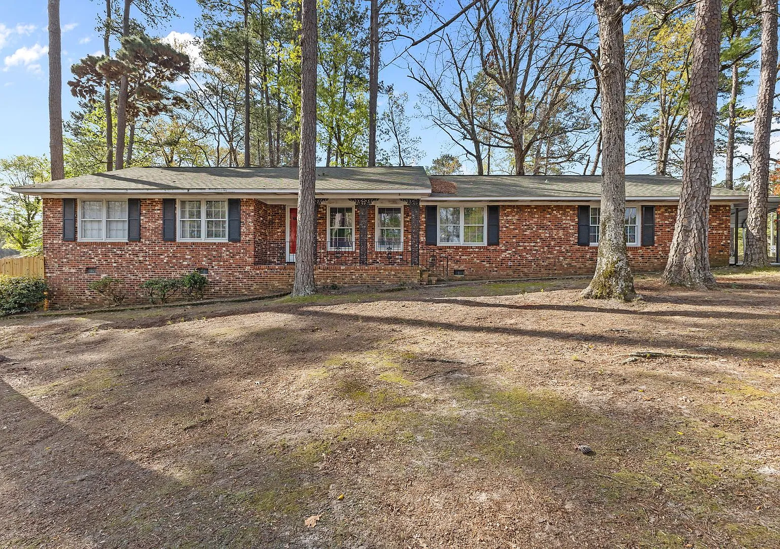 Beautifully Updated 4 Bed 3 Bath Home in Fayetteville — Photo 1