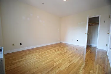 Rented by Urban Realty NYC