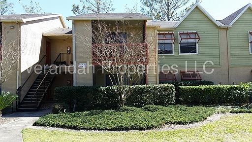 2nd image of 3732 Idlebrook 104 Cir