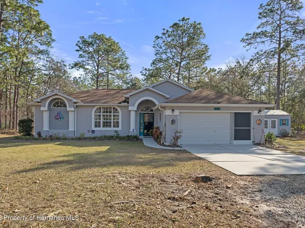 18026 Macy Rd, Weeki Wachee, FL 34614
