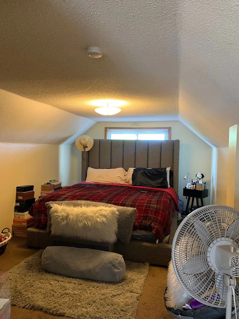 Beautiful 4 Bedroom 1 Bathroom in North Minneapolis — Photo 3