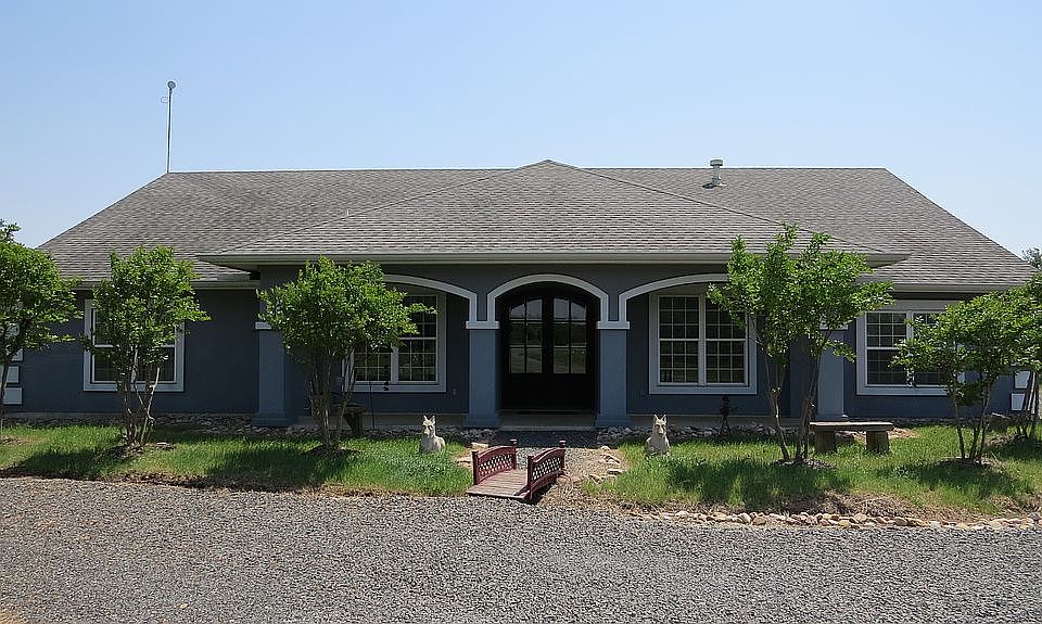 1st image of 210 Mesa Vista Dr