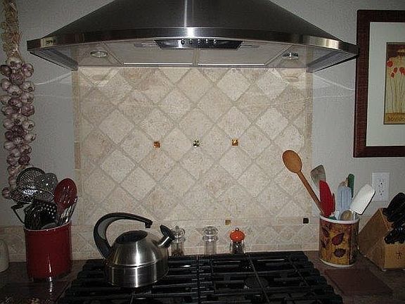 5th image of 442 Kensington Ave