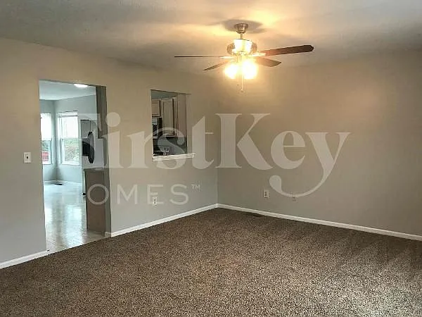 40 Sprucewood Ct — Photo 6