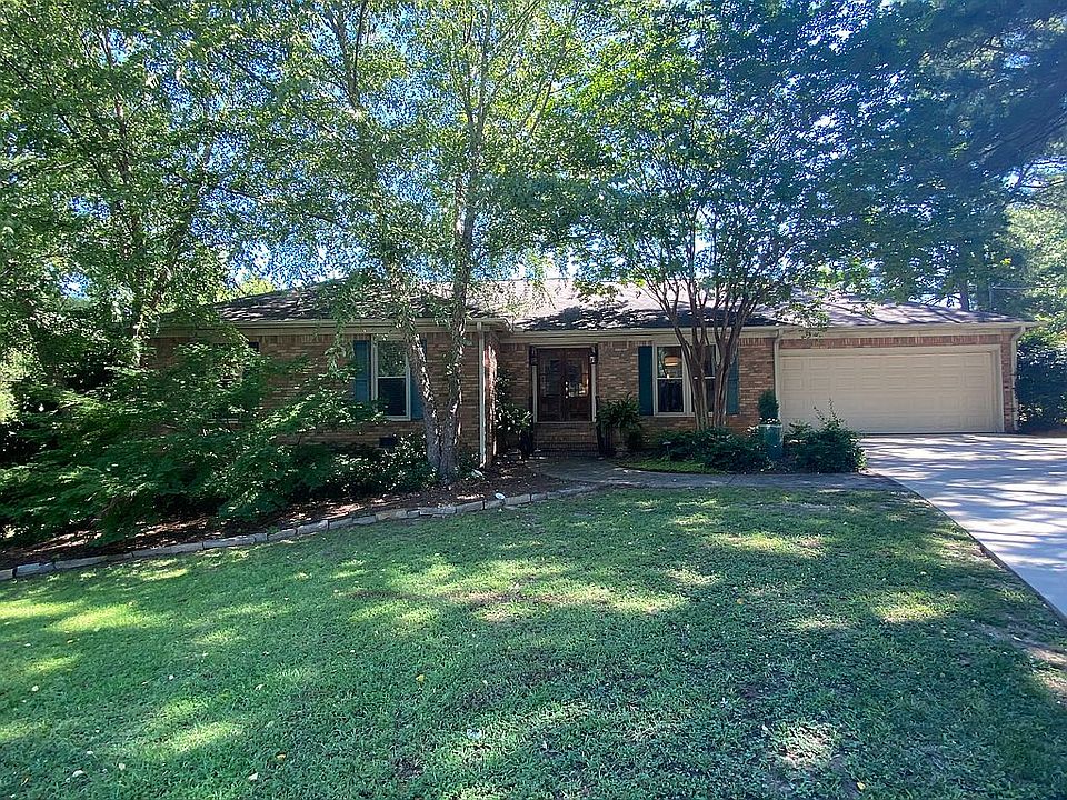 1st image of 726 Vicksburg Dr