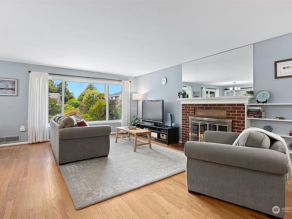 4th image of 12539 11th Avenue NW