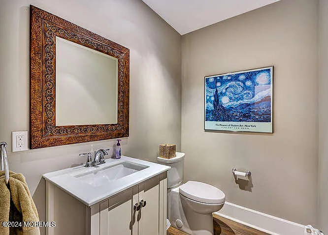 511 Asbury Ave #MAIN HOME — Photo 22