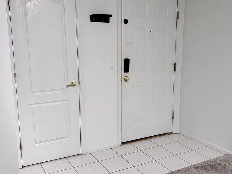135 Natalie Rd — Photo 2