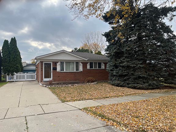2nd image of 23700 Joy St