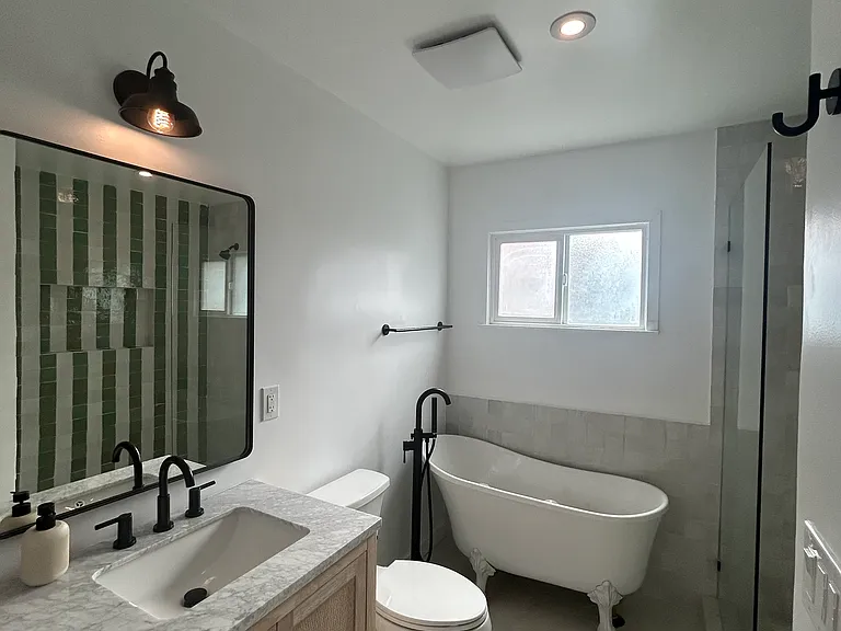 8462 Kirkwood Dr — Photo 8
