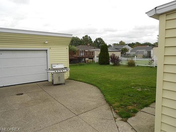 2nd image of 14752 Larkfield Dr