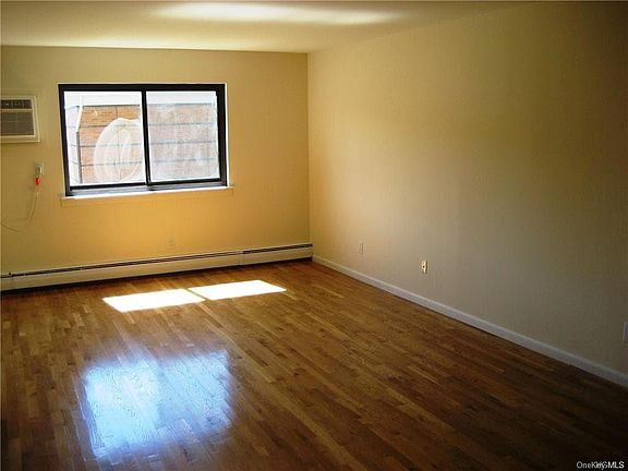4th image of 10 Brevoort Dr APT 2C