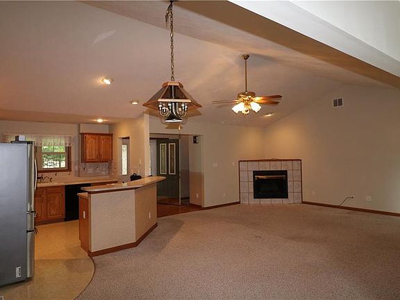 5th image of 1126 S Glenway Dr