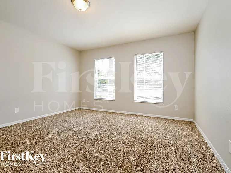4003 Kingsfield Dr — Photo 10