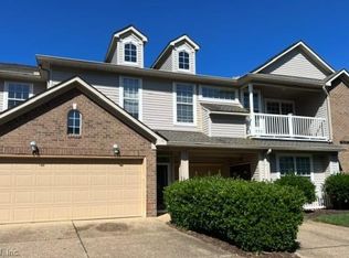 1088 Grand Oak Ln, Virginia Beach, VA 23455
