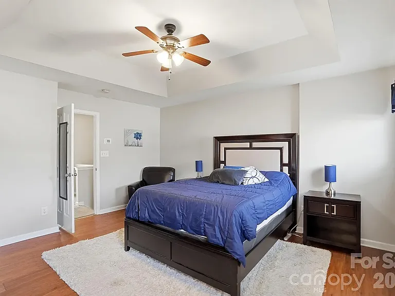 4723 Forestridge Commons Dr — Photo 1