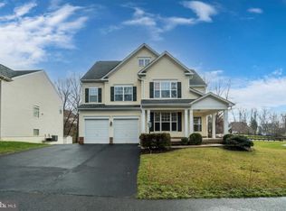 18911 Miata Ln, Triangle, VA 22172