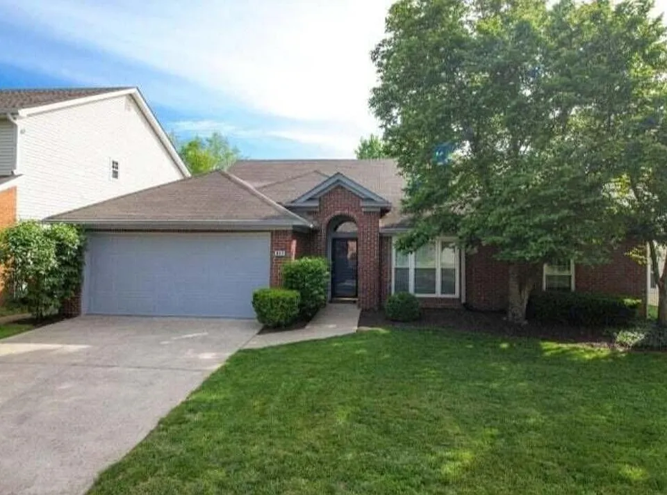 917 Palomino Ln