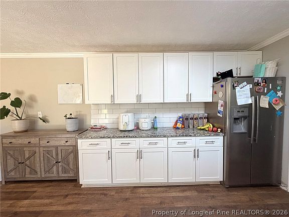 4th image of 5313 N Sumac Cir