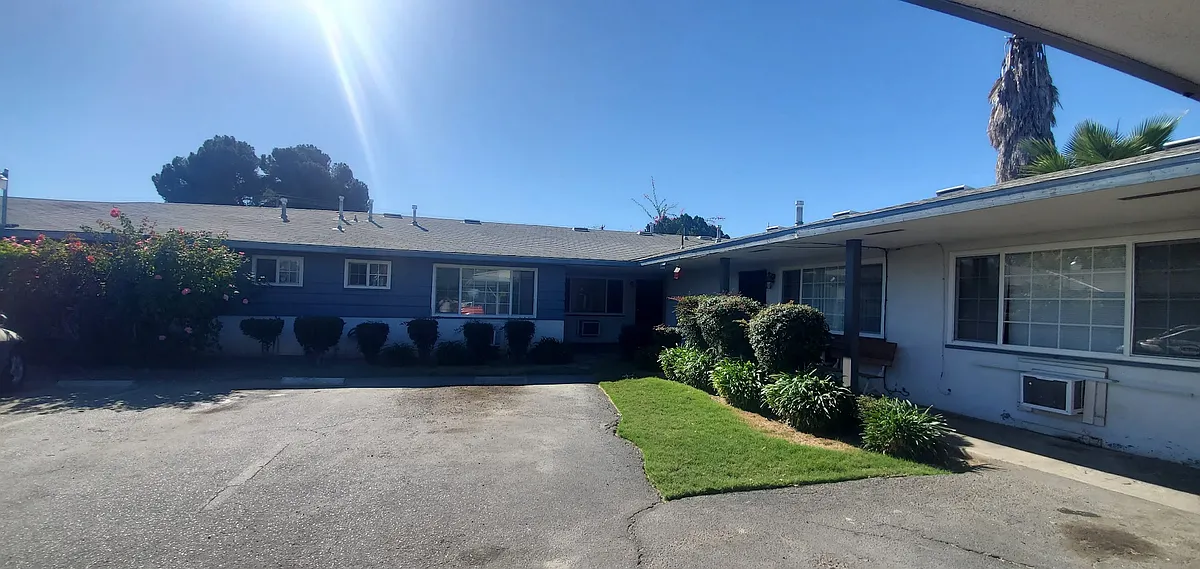 Building Photo - 4234 E Sierra Madre Ave #4234