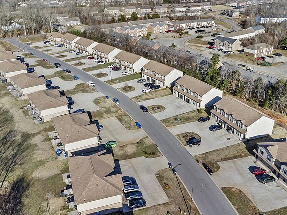 5th image of 291 Smithson Ln