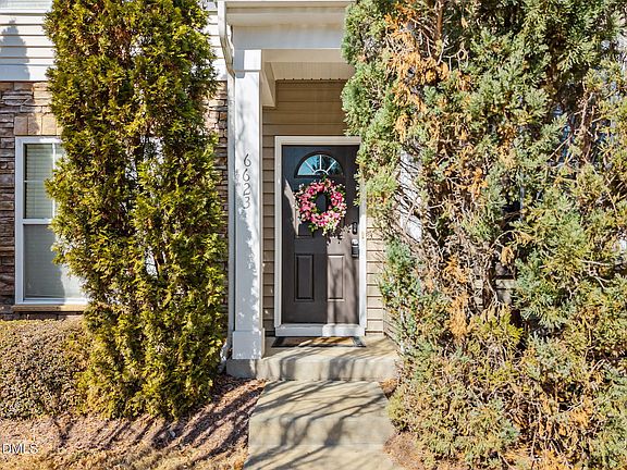 2nd image of 6623 Clarksburg Pl