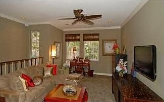 5th image of 200 NE 14th Ave APT 18