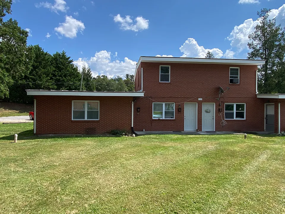 1125 S Main St #2
