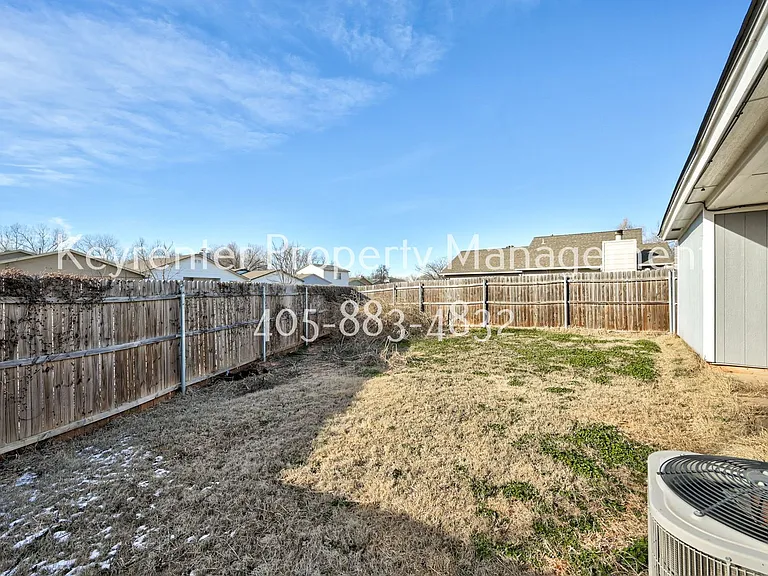 429 Belmont Dr — Photo 35